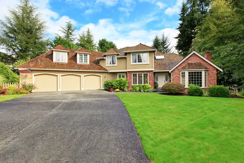 Asphalt Driveway Installation